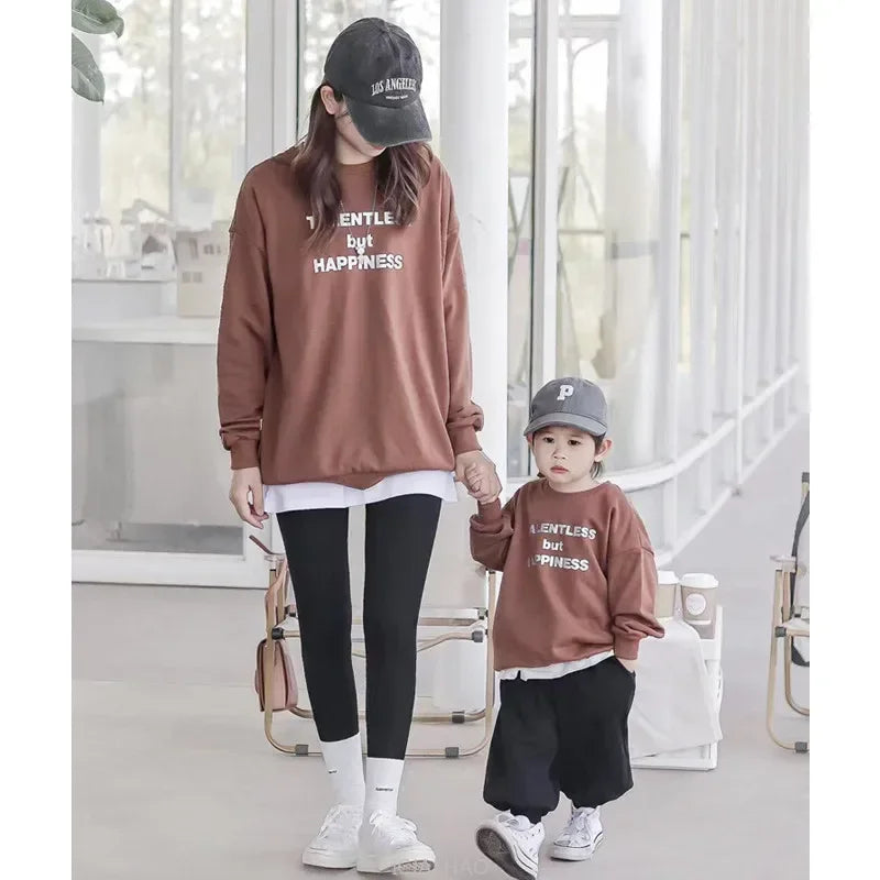 2025 Family Sweatshirts Mom And Daughter Fashion Long Sleeve Clothes Autumn Winter Tops Women Baby t Shirts Dad Son Matching