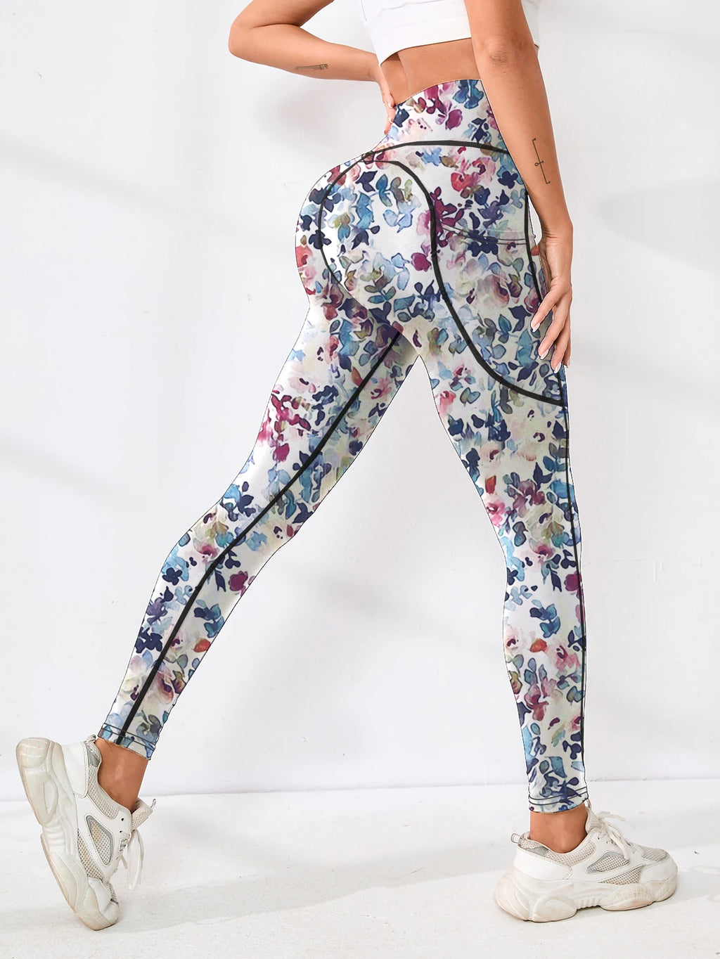 Printed women's high waistband pocket fitness pants paired with tight abdominal yoga pants, suitable for running, hiking, and sp